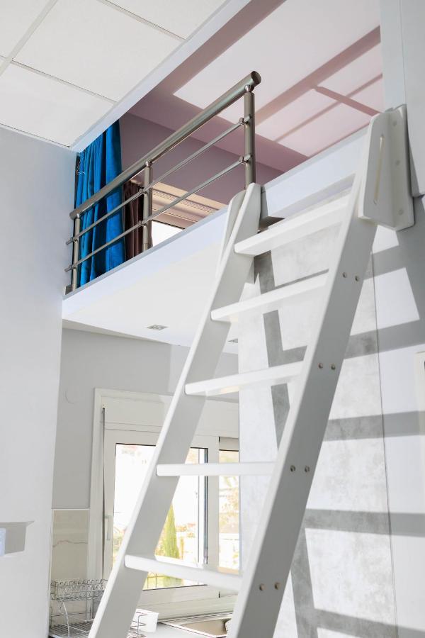 Electra Modern Apartment With Cozy Garden Ηράκλειο Κρήτης Εξωτερικό φωτογραφία